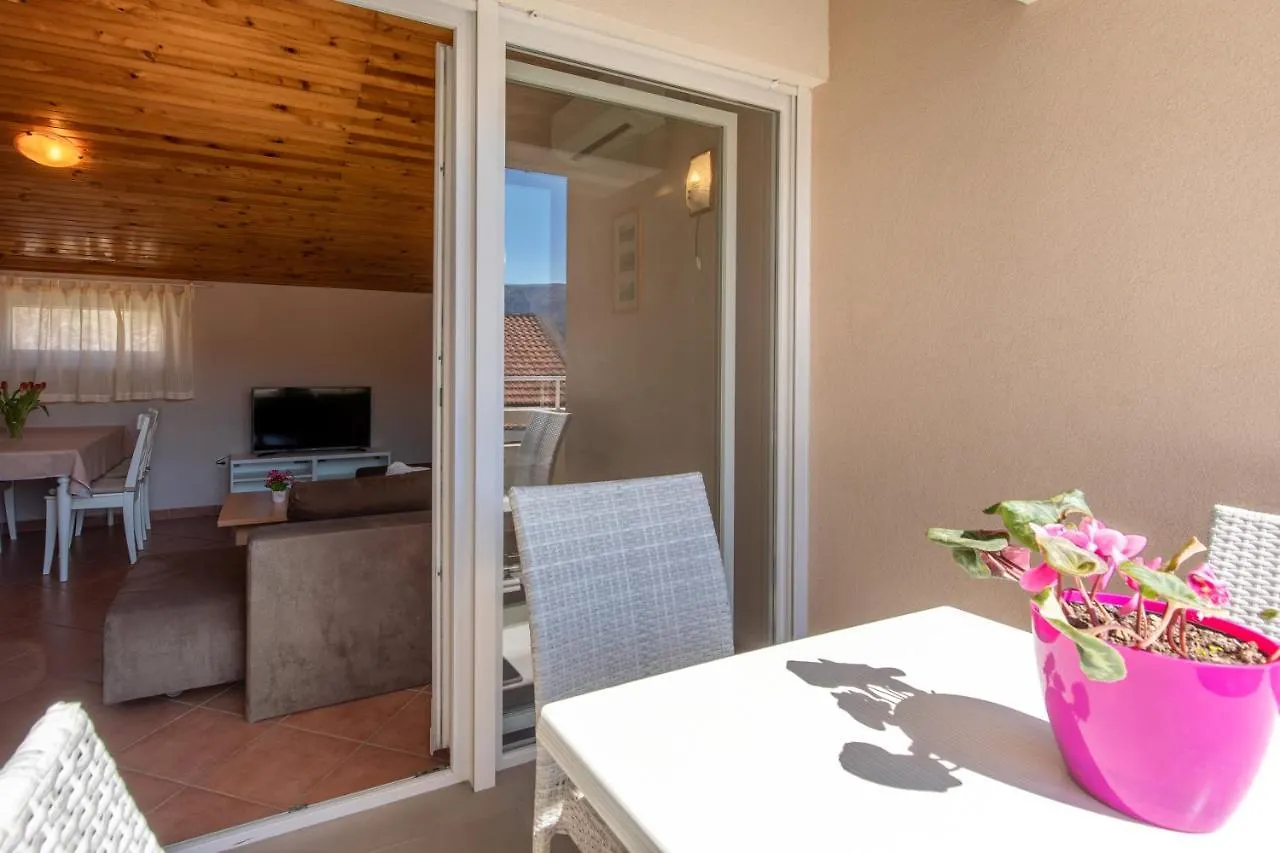 Apartment Ivanka 2 Baška
