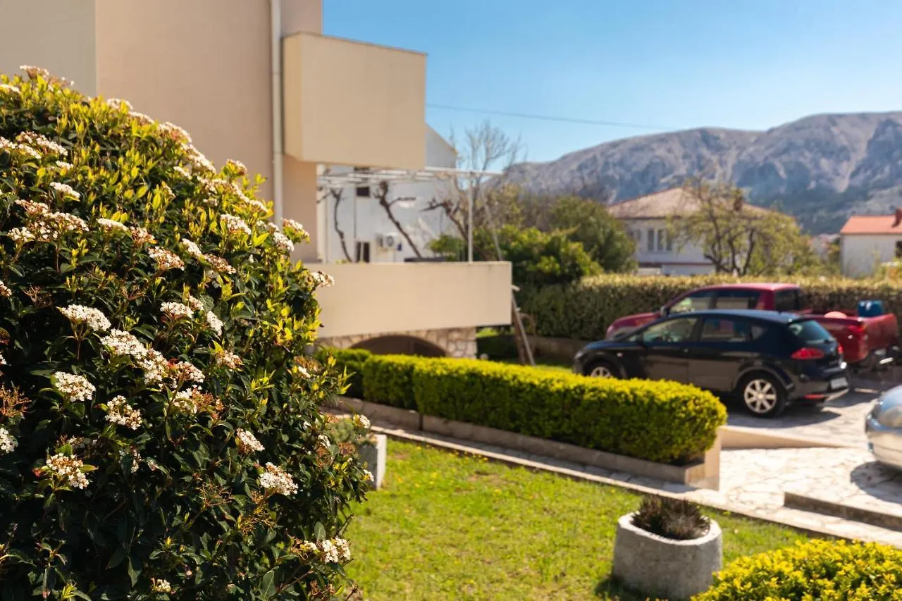 Apartment Ivanka 2 Baska  Baska (Krk)
