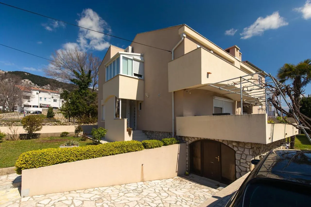 Apartment Ivanka 2 Baska  0*, Baska (Krk)